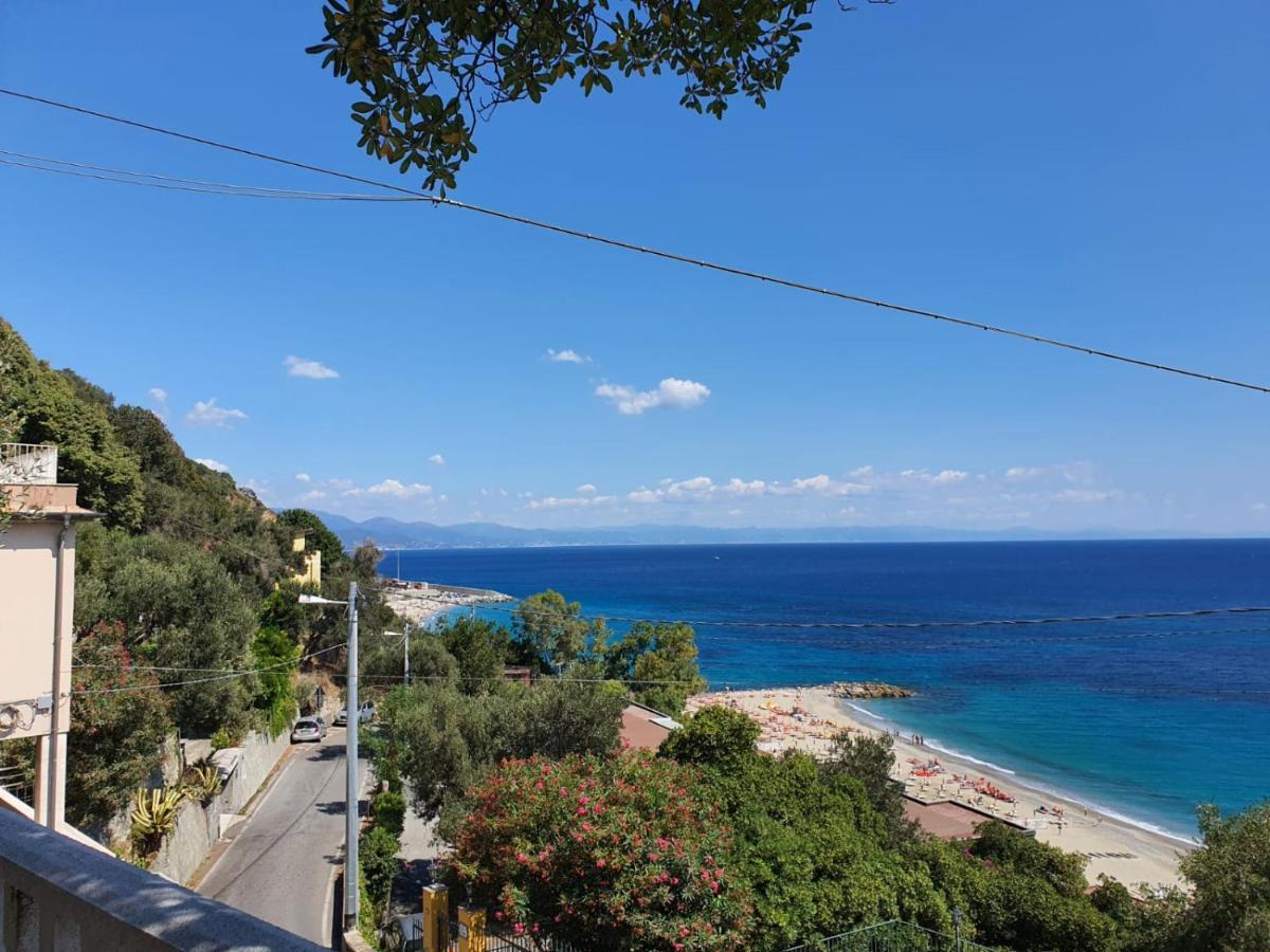 Una Finestra Sul Mare Monolocale Daire Bergeggi Dış mekan fotoğraf