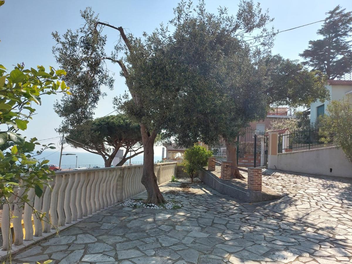 Una Finestra Sul Mare Monolocale Daire Bergeggi Dış mekan fotoğraf