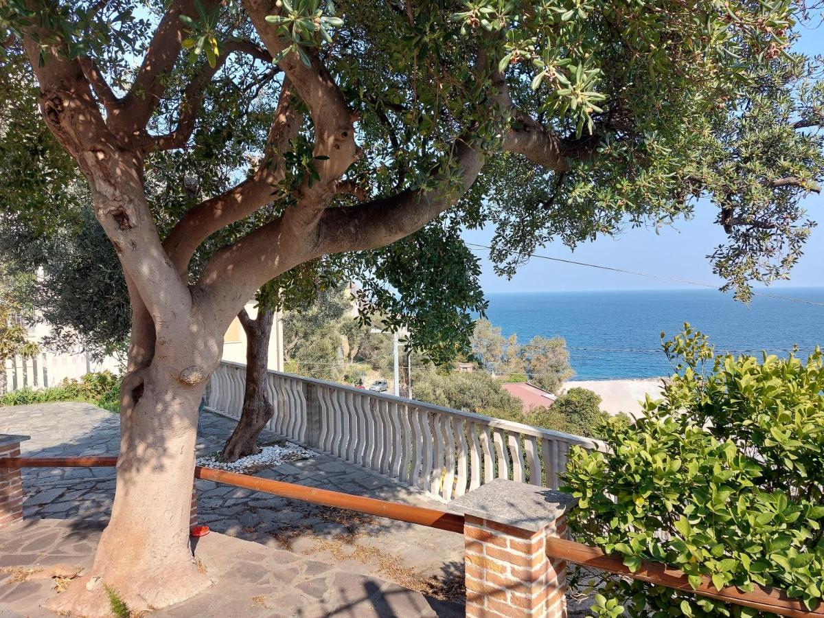 Una Finestra Sul Mare Monolocale Daire Bergeggi Dış mekan fotoğraf